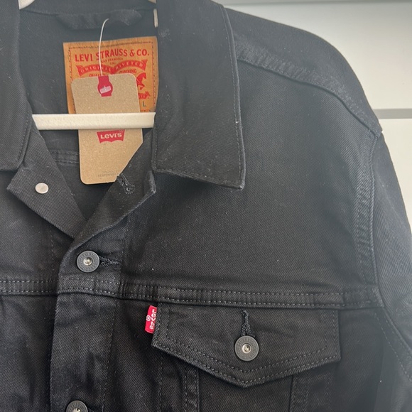 NWT Levi’s VINTAGE RELAXED FIT TRUCKER JACKET - Picture 4 of 4